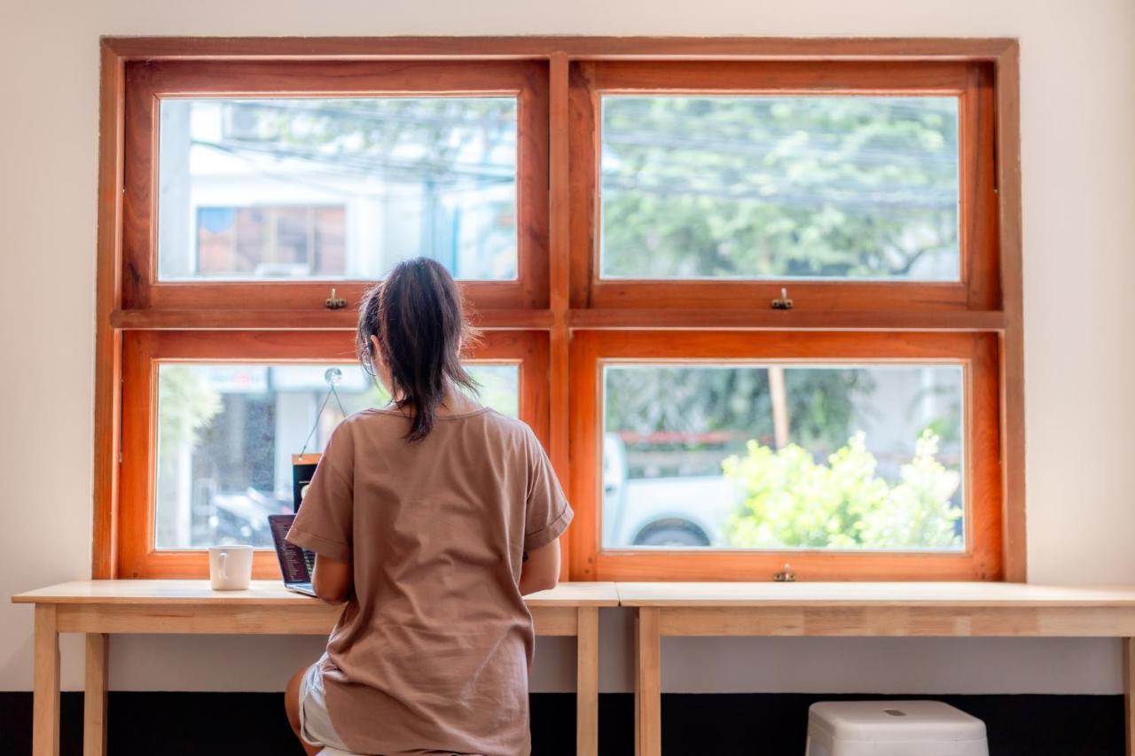 Socialer Coliving & Coworking Space Τσιάνγκ Μάι Εξωτερικό φωτογραφία
