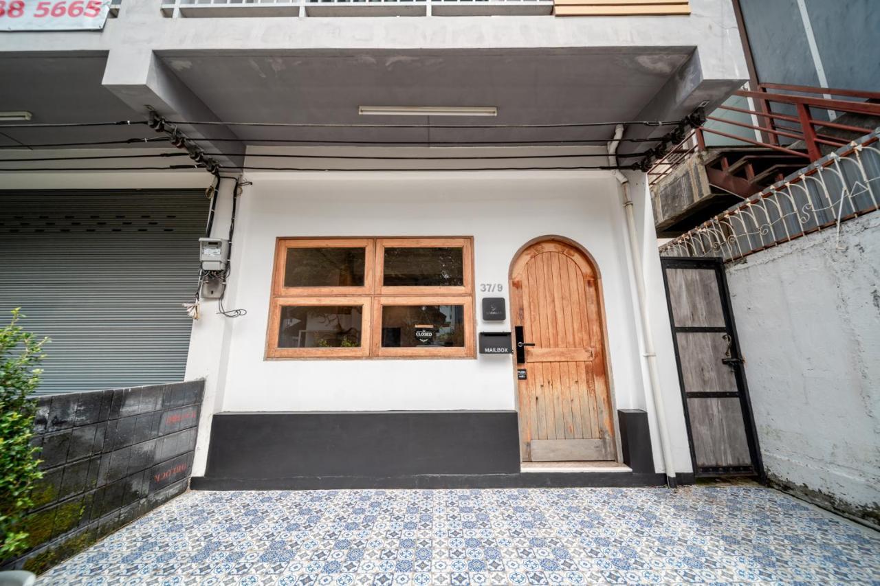 Socialer Coliving & Coworking Space Τσιάνγκ Μάι Εξωτερικό φωτογραφία