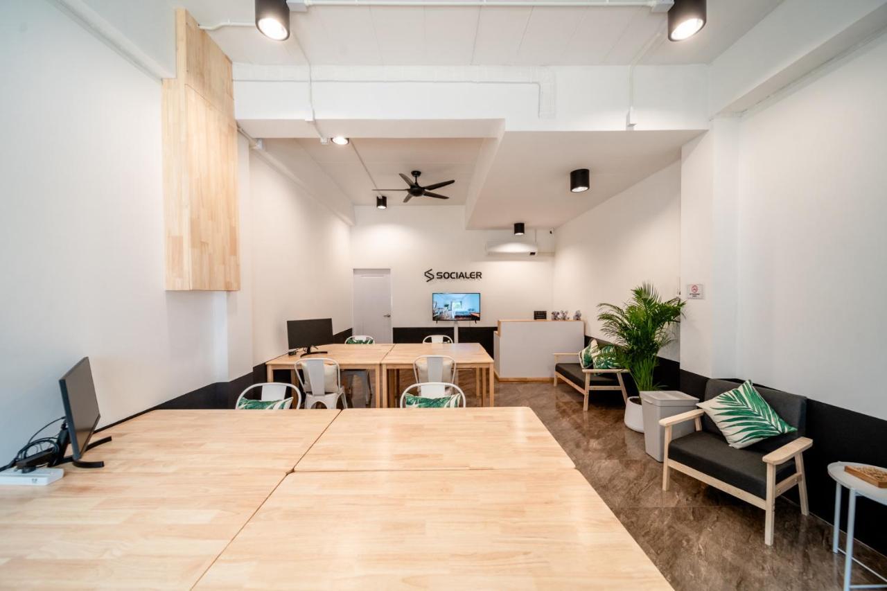 Socialer Coliving & Coworking Space Τσιάνγκ Μάι Εξωτερικό φωτογραφία